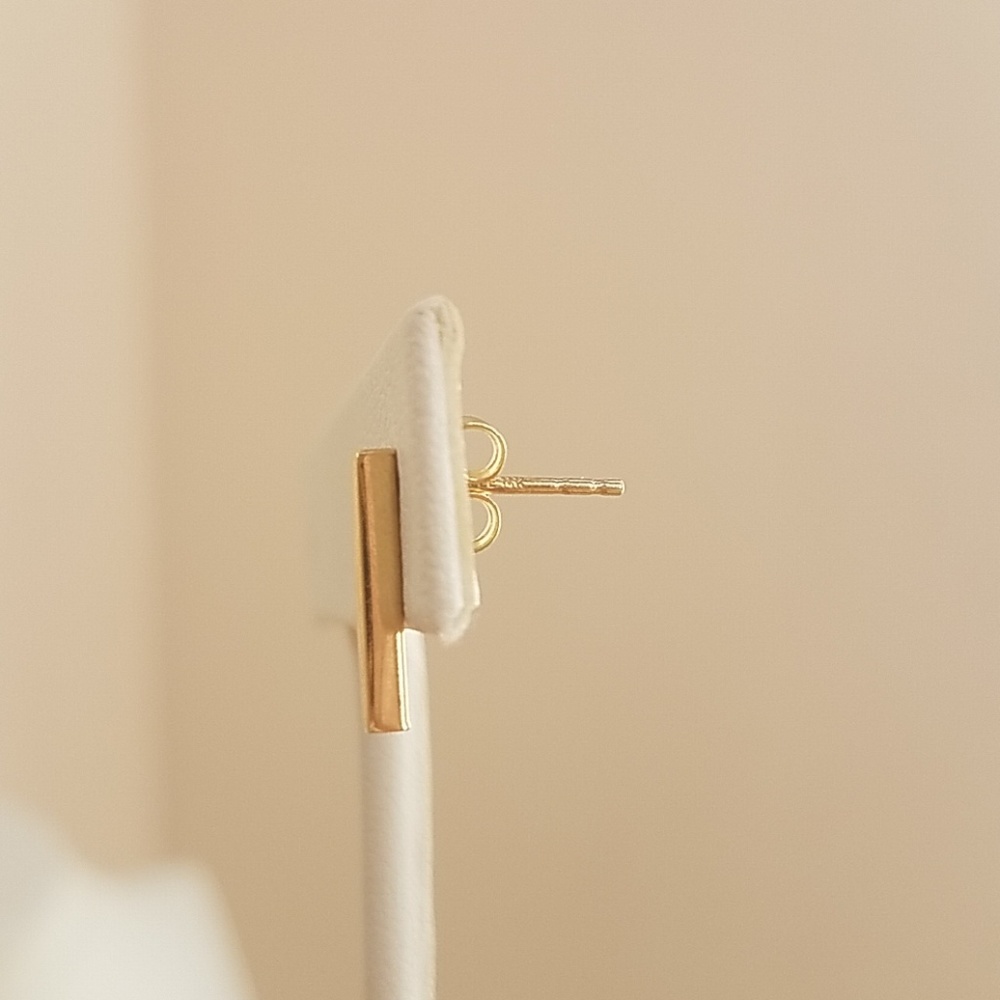 12mm 14k Yellow gold Bar Earrings push back - Picture 5 of 7
